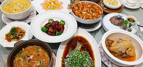 【久久缘盛宴•宴会主题酒店】中秋国庆通用|包间可用|宴会主题酒店界大佬来啦!吮指美食,高端享受¥399抢「久久缘盛宴」8人餐=海皇粉丝煲+粤式清远鸡+清蒸鲈鱼+汤品+主食+茶水等N多道!周末节假日通用