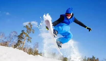 【玉华宫】冬季滑雪正当时!¥49.9抢价值128元玉华宫景区门票+日场任意3小时滑雪套票!(含雪鞋、雪板、雪仗,含保险)