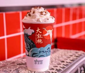 【环球都汇|黑金店】新中式茶饮创新领跑者!仅6.6元=【萃茶师|岩韵大红袍鲜奶1杯】红袍加身·手工现萃·馥郁醇厚!