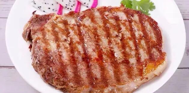 【郑州18店通用自提】5分钟打造撩胃大餐!¥69抢价值138「伊赛牛肉」黑椒牛排10片+黑椒酱10包+牛排油10袋~国内自营牧场~品质源头把控