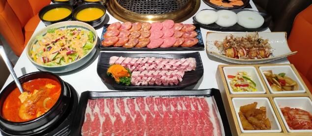 【太康路新田360广场丨大卫城旁】专门为“肉食族” 打造!¥99元抢269「烤肉先生」2-3人餐!蜂巢五花肉+特级牛五花肉+首尔香肠拼盘+章鱼烧+海鲜豆腐汤等!地铁1号、3号线双地铁,周末节假日通用!