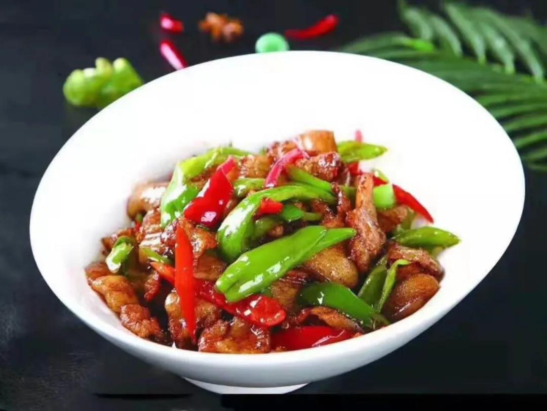 【天河区|员村C口】鲜香肉嫩,鱼肉在舌尖打滑!¥99元抢「川江渔夫」酸菜鱼3-4人餐=老坛酸菜鲈鱼+大碗有机花菜+招牌小炒肉~~~