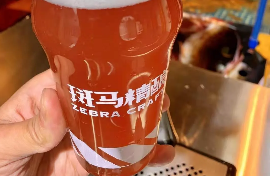 【青羊|网红打卡地贝新巷】最暖不过深夜的火锅!仅68元抢价值205元「黎黎里深夜火锅」2-3人餐!头牌牛肉+千层肚+郡肝+蟹肉棒+鸭肠+鹌鹑蛋+小香肠+武昌鱼+鸭血...+锅底油碟全含!