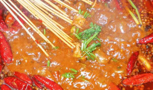 一顿串串解千愁!仅¥9.9抢「大嘴巴串串」108根荤素不限!3店通用!手快有手慢无!
