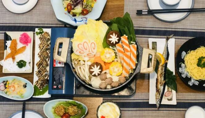 锦艺城店 农科路店 2店通用 一口就让你无法自拔 99抢349 花涧肆日式料理 双人餐 日式寿喜锅 盐烤多春鱼 章鱼小丸子 日式加州卷 花涧肆蔬菜沙拉 中华海草 北海道的雪 芙蓉虾 赤焰蟹柳手握等 芭芭拉