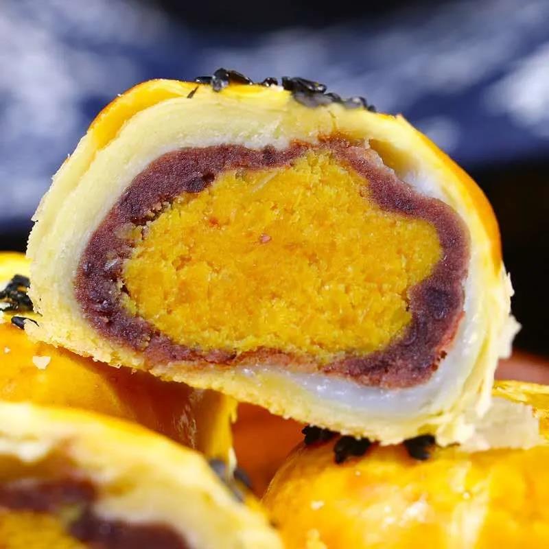 【好物】一个颜值、口感、味道、饱腹感统统满分的雪媚娘蛋黄酥仅19.9元/6个装~酥脆香糯~细腻弹牙~