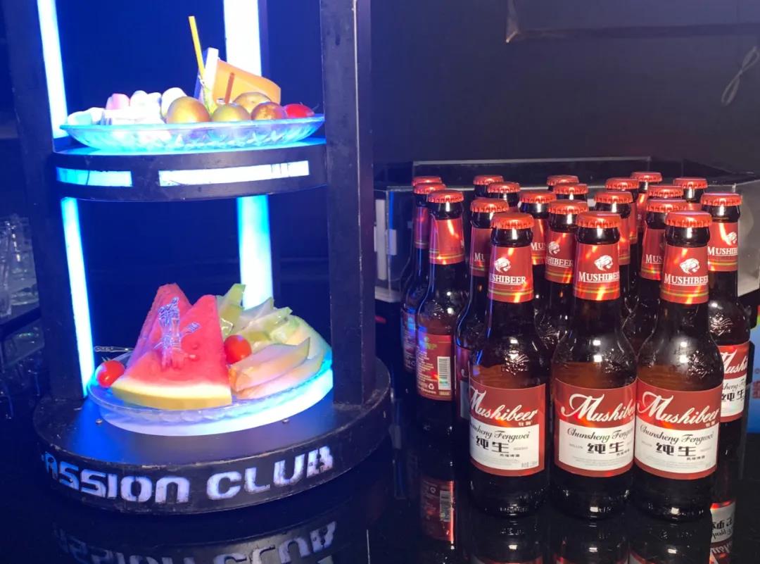 青秀区·盛天地·派神酒吧|嗨爆现场!仅9.9元抢「PASSION CLUB派神酒吧」牧师纯生20瓶+果盘1份!无低消!无门槛!含开台费