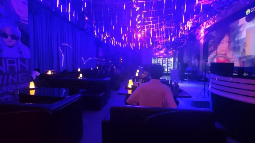 深夜狂欢嗨起来!低至9.9元起抢门市价168元「醉兰凌酒吧」动力火车12瓶+手拍黄瓜1份!享受美食+各种酒!
