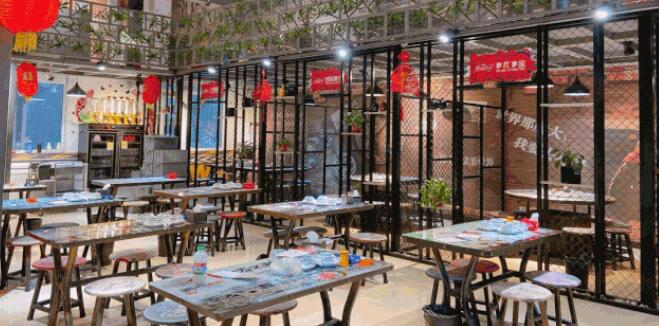 放肆壕吃100+串肉肉烧烤!¥79.9抢246元「烧烤天下」4-5人套餐=宫廷羊肉+涮牛肚+香辣螺丝+鱿鱼片+五花肉+牛肉小串+鸭肠+鸡肉小串+花毛一体+麻酱面筋+餐具