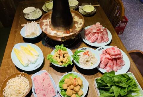 【杭州|4店通用】杭州知名品牌!很有个性的火锅店!仅¥89速抢「涮味浓」2-3人餐=锅底4选1+新西兰肥牛+高钙羊肉+千层肚等
