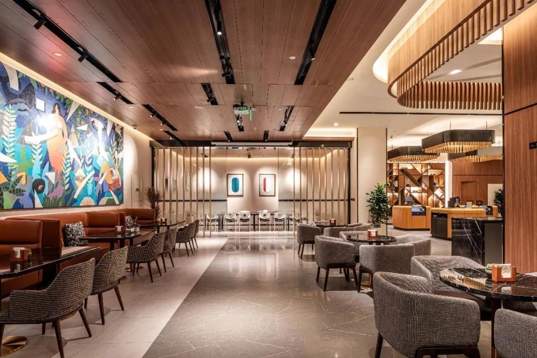【UrCove·逸餐厅】上海·静安+五角场2店通用|凯悦集团旗下UrCove逸餐厅!139元抢单人小龙虾自助