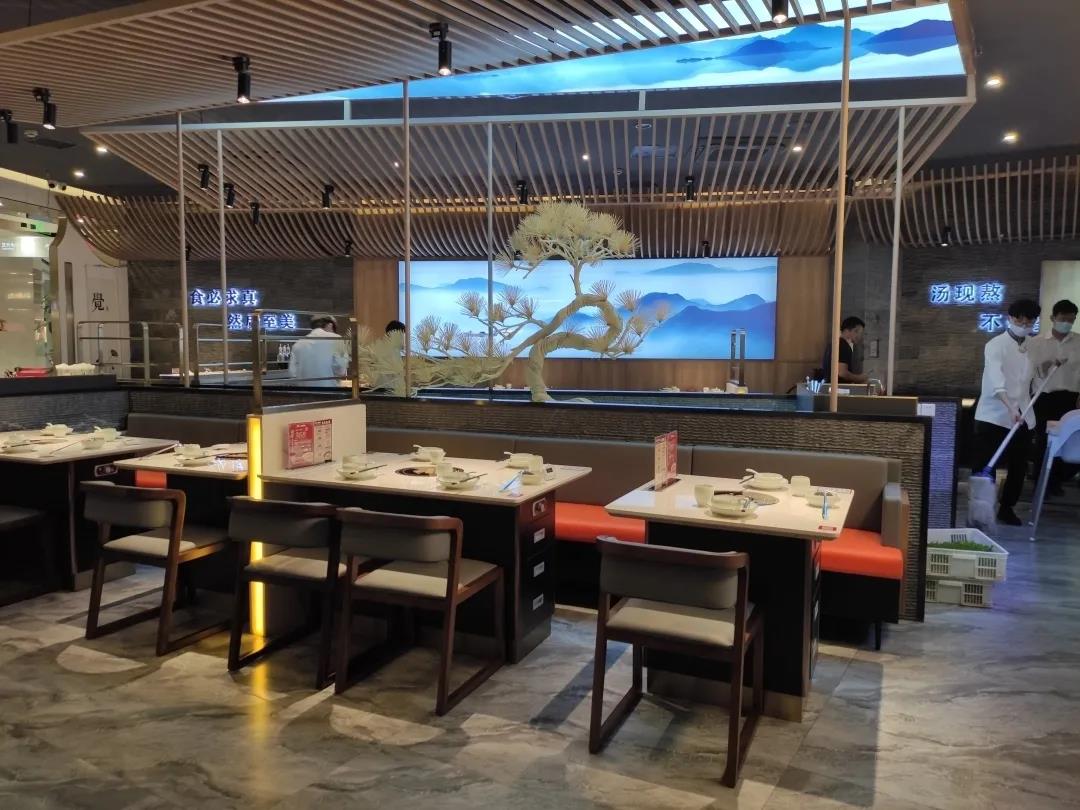 【如一鸡鲍鱼】南京7店通用| 一日不吃,如隔三秋!汤正味鲜超有料,你打卡了没?168元3人套餐!精选清远鸡,肉质好口味赞!