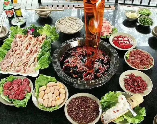 【双流|五一可用|新店开业】马帮寨zui漂亮门店!9.9元抢绿地农庄·马帮寨火锅100元代金券!火锅区全场菜品酒水+锅底油碟通兑