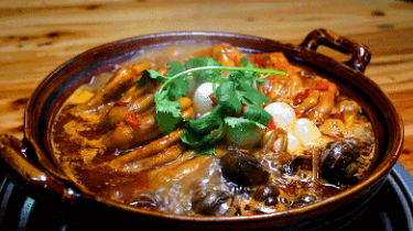 享受美食美酒的聚会shou选~仅29.9元抢门市价88元「巴巴啦音乐餐厅」螺蛳鸭脚煲/烤麻辣巴沙鱼~2选1