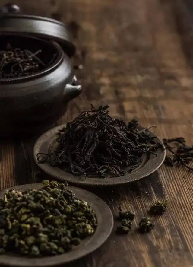 【9店通用丨免预约】配得上你时间的好茶!颜值加实力派的奶茶快来喝!18.8元抢门市价41元「茶阁里的猫眼石」太极奶茶+蜂蜜柠檬水