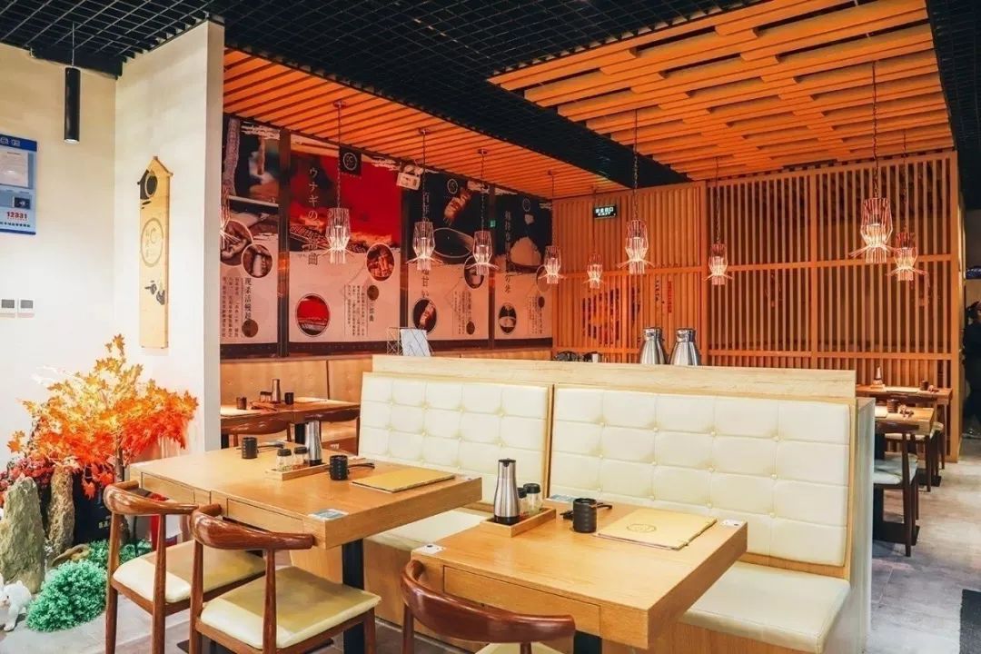【上海2店通用丨免预约】穿越到日本沿海的感觉!快来品尝美味日料!138元抢门市价424元「剑持屋」活杀鳗鱼饭+盐烤青花鱼等