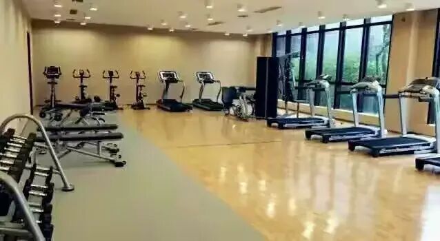 简篇-♨️ 休闲度假⛱️别墅🏡F3203🏡5房8床👀(2张麻将台)