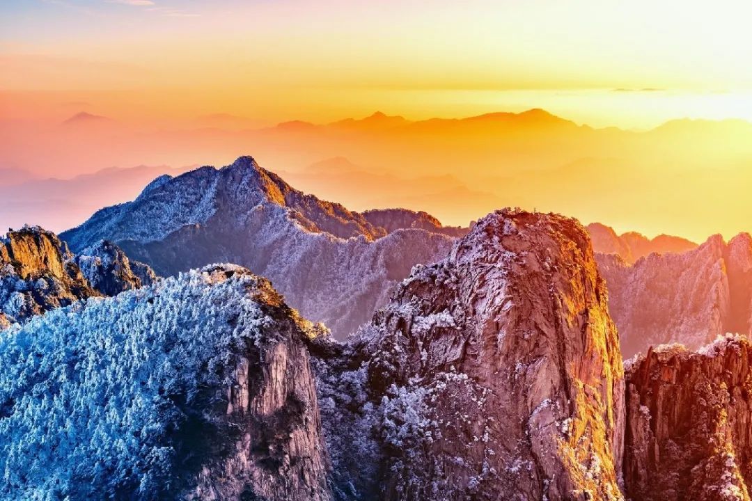 【冬游黄山丨七星奢华之旅】看云卷云舒!观日出日落!599元抢「黄山复华丽朗度假村」价值1080元套餐!双人标准间住宿+黄山门票等