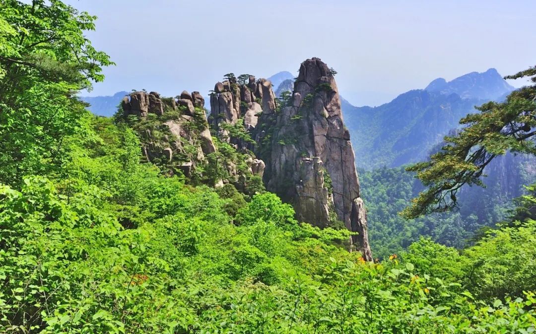 【冬游黄山丨七星奢华之旅】看云卷云舒!观日出日落!599元抢「黄山复华丽朗度假村」价值1080元套餐!双人标准间住宿+黄山门票等