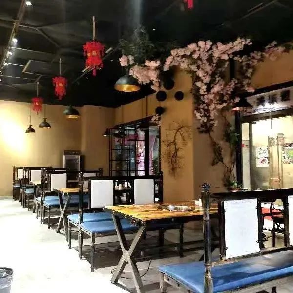 4.jpeg 【蜀山区】酱骨控!重要的是不限量畅吃!仅¥88抢门市价214元「李氏自助酱棒骨」双人火锅套餐=酱骨+鸳鸯锅底+几十种涮菜等
