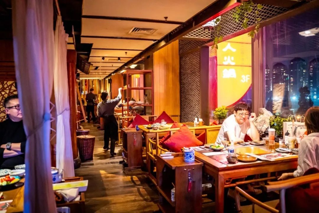 AVA00211.jpg 【北京丨12店通用】引爆吃货的胃!38元抢门市价100元「葫芦娃」代金券!葫芦娃/大隐成都/隔壁老张联手推出春节大放送!
