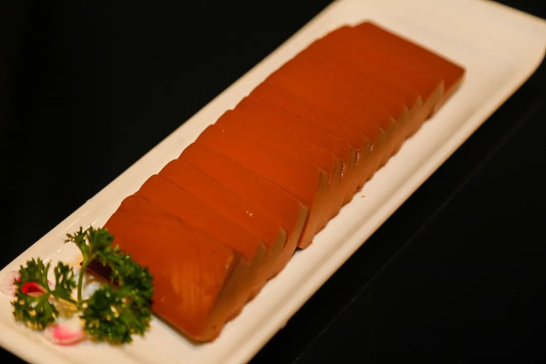 【春节可用丨3店通用】20年历史老牌川式火锅!348元抢「蜀九香」价值516元4人餐=牛油鸳鸯锅底+九香千层肚+新鲜猪黄喉等